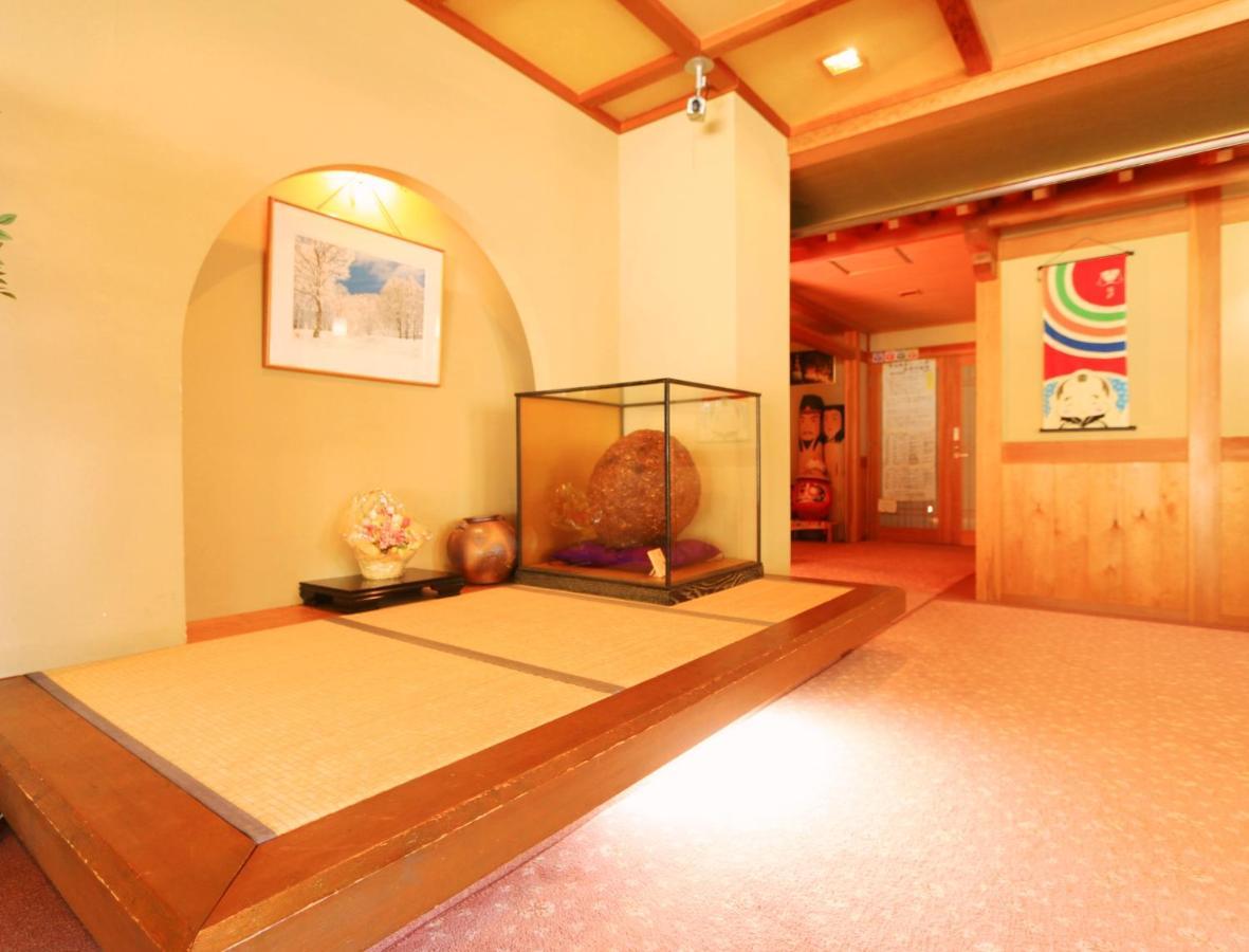 Hotel Kawatatsu à Nozawaonsen Extérieur photo